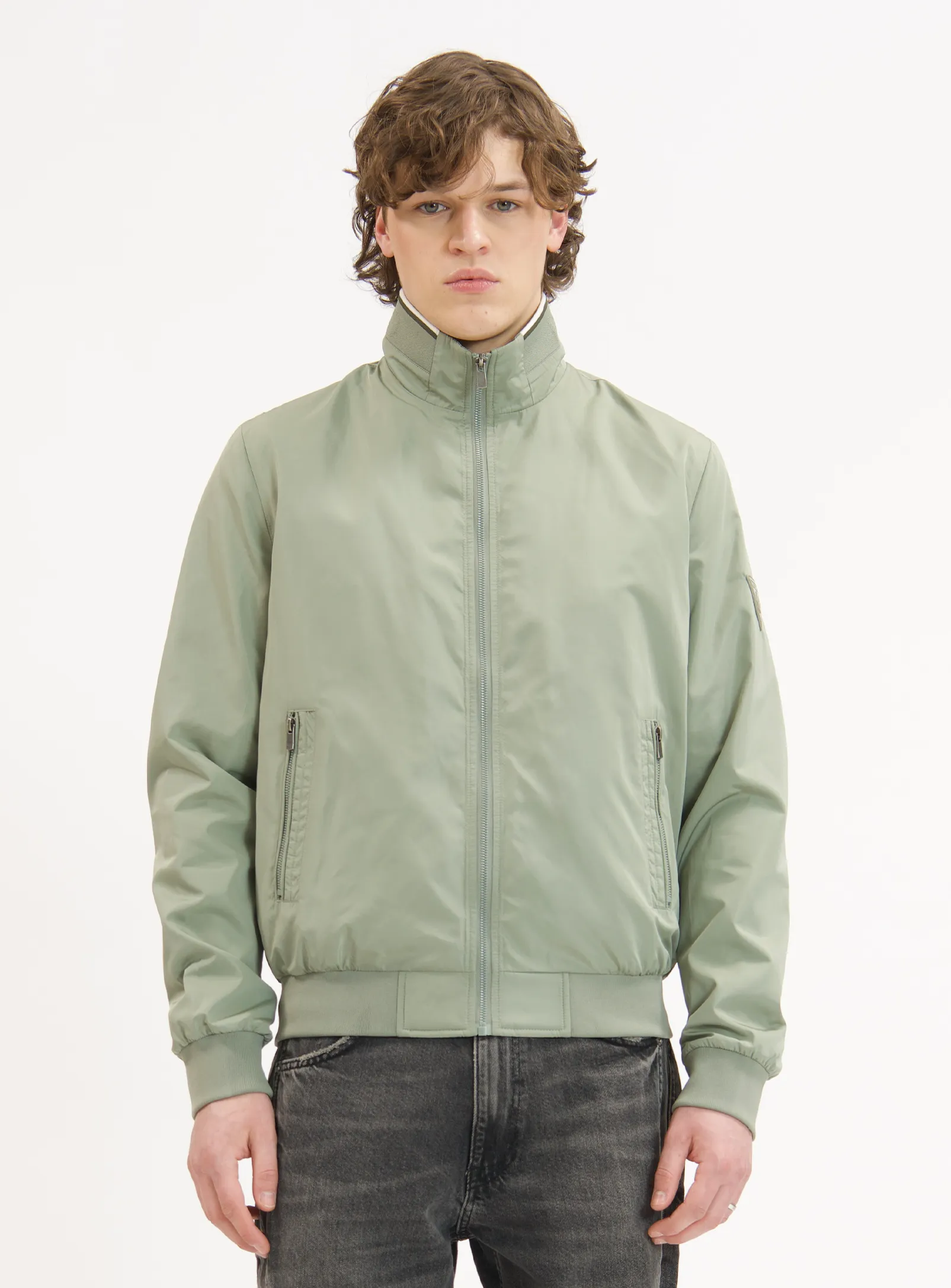 BELVOIR | High Density Nylon Windbreaker|| BELVOIR | Coupe-Vent En Nylon Haute Densité