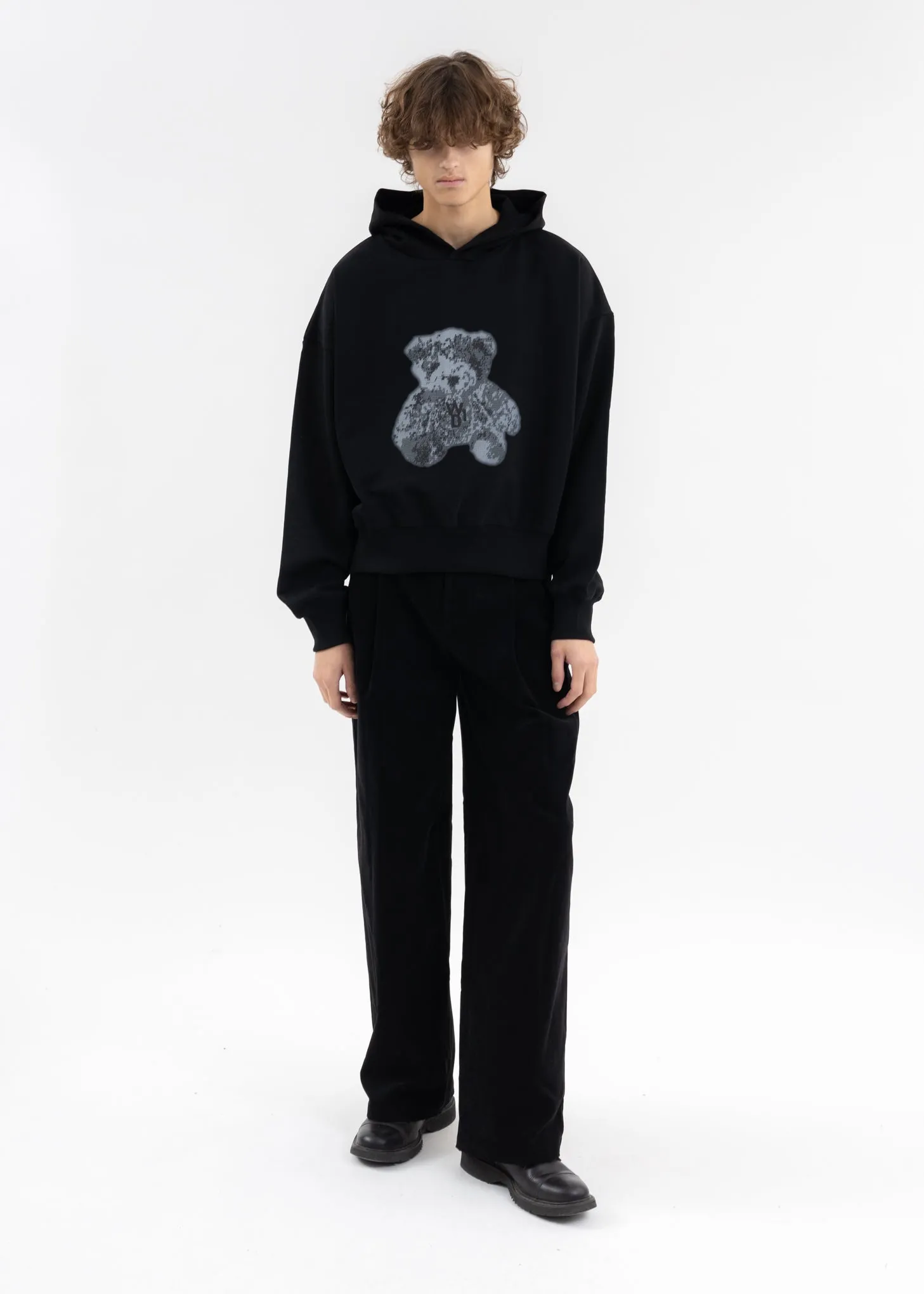BLACK LOW-RISE CORDUROY TWO TUCKS WIDE FIT PANTS