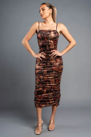 CHIC ABSTRACT PRINT FOILED RUCHED MIDI DRESS