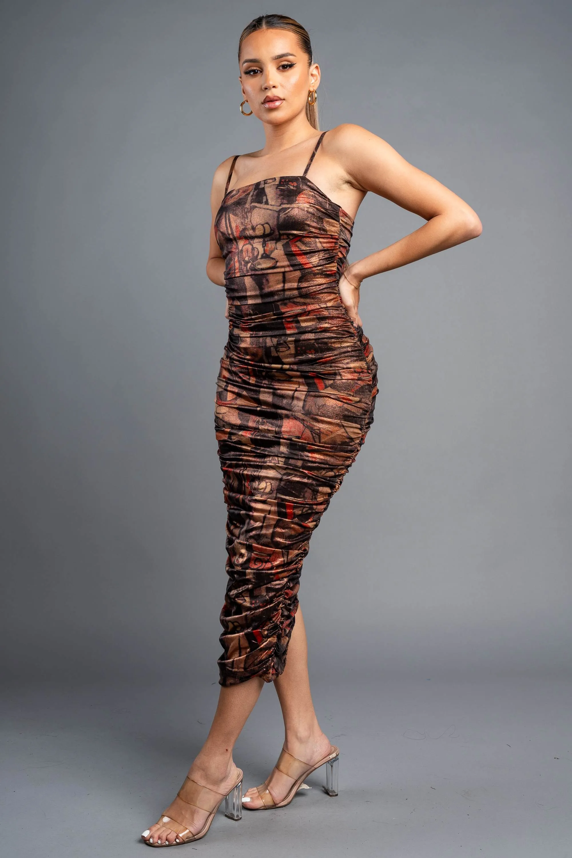 CHIC ABSTRACT PRINT FOILED RUCHED MIDI DRESS