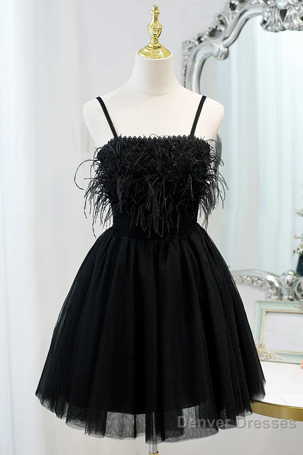 Chic Sleeveless Spaghetti Straps Tulle Princess Homecoming Dresses
