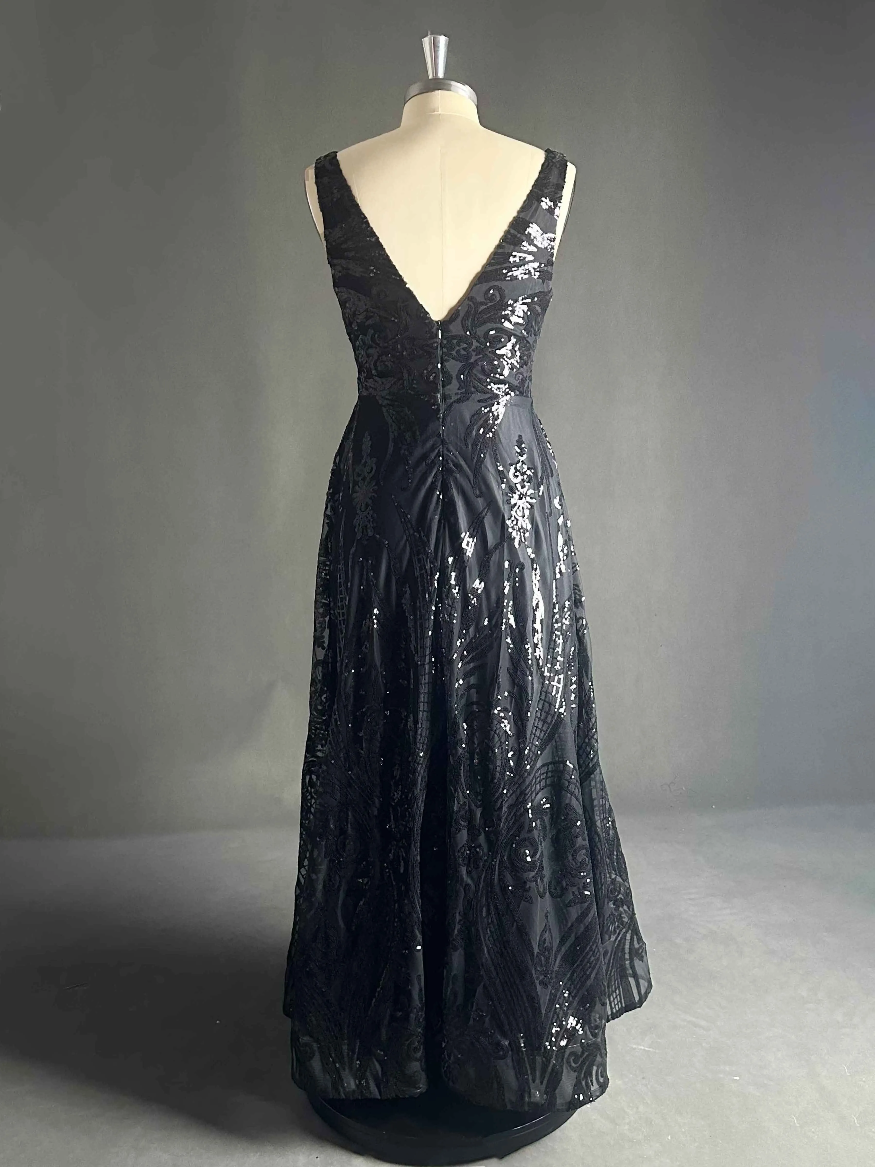 Lauren Chic V Neck Sleeveless Sequin Prom Dresses