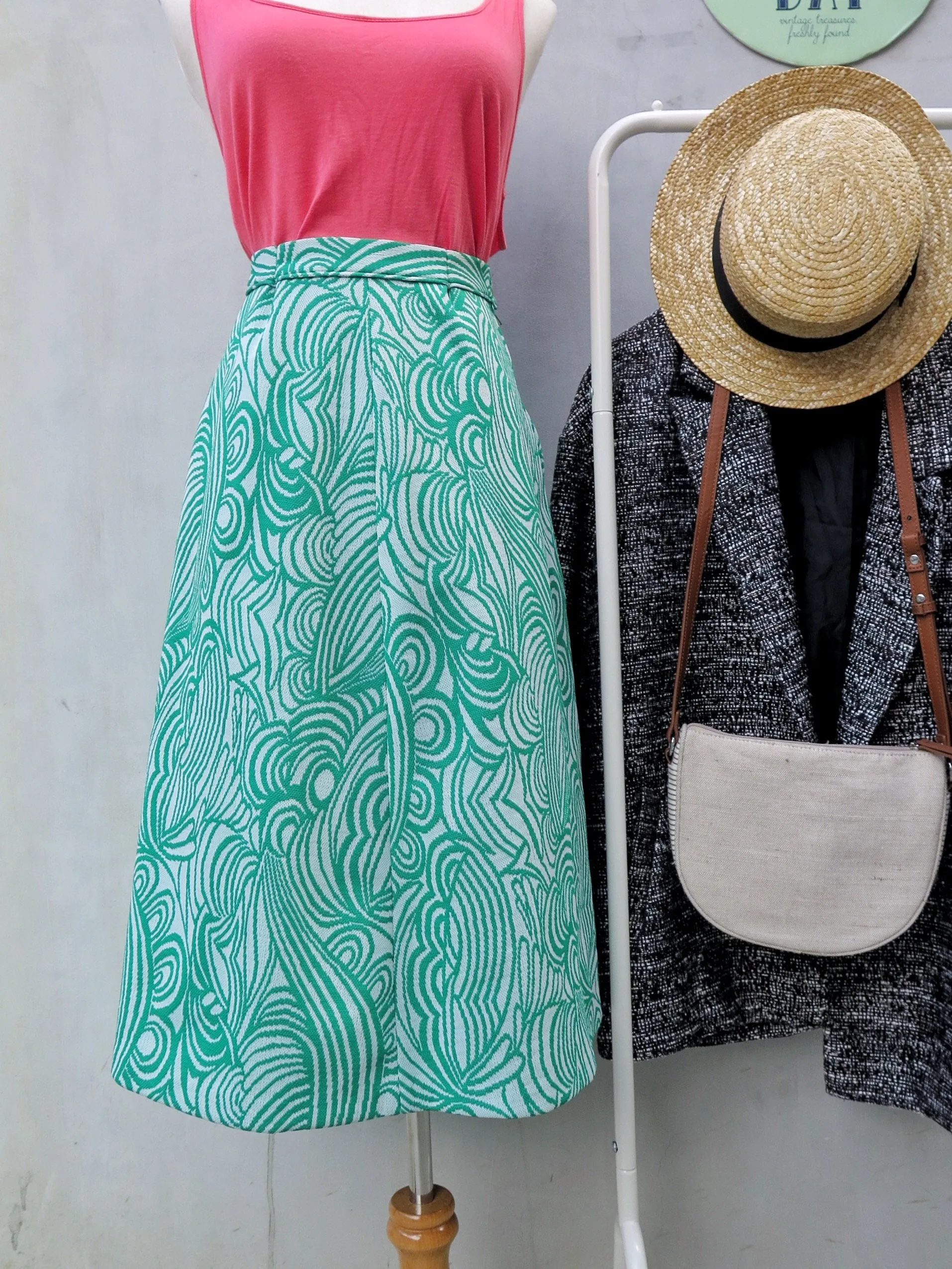 Selina | Vintage 1960s 19790s Green Retro Lava lamp swirls geometric print A-line skirt