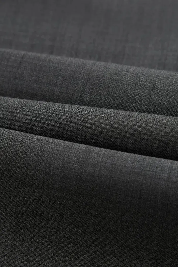 Silhouette Contrast Collarless Blazer in Fine Wool Blend