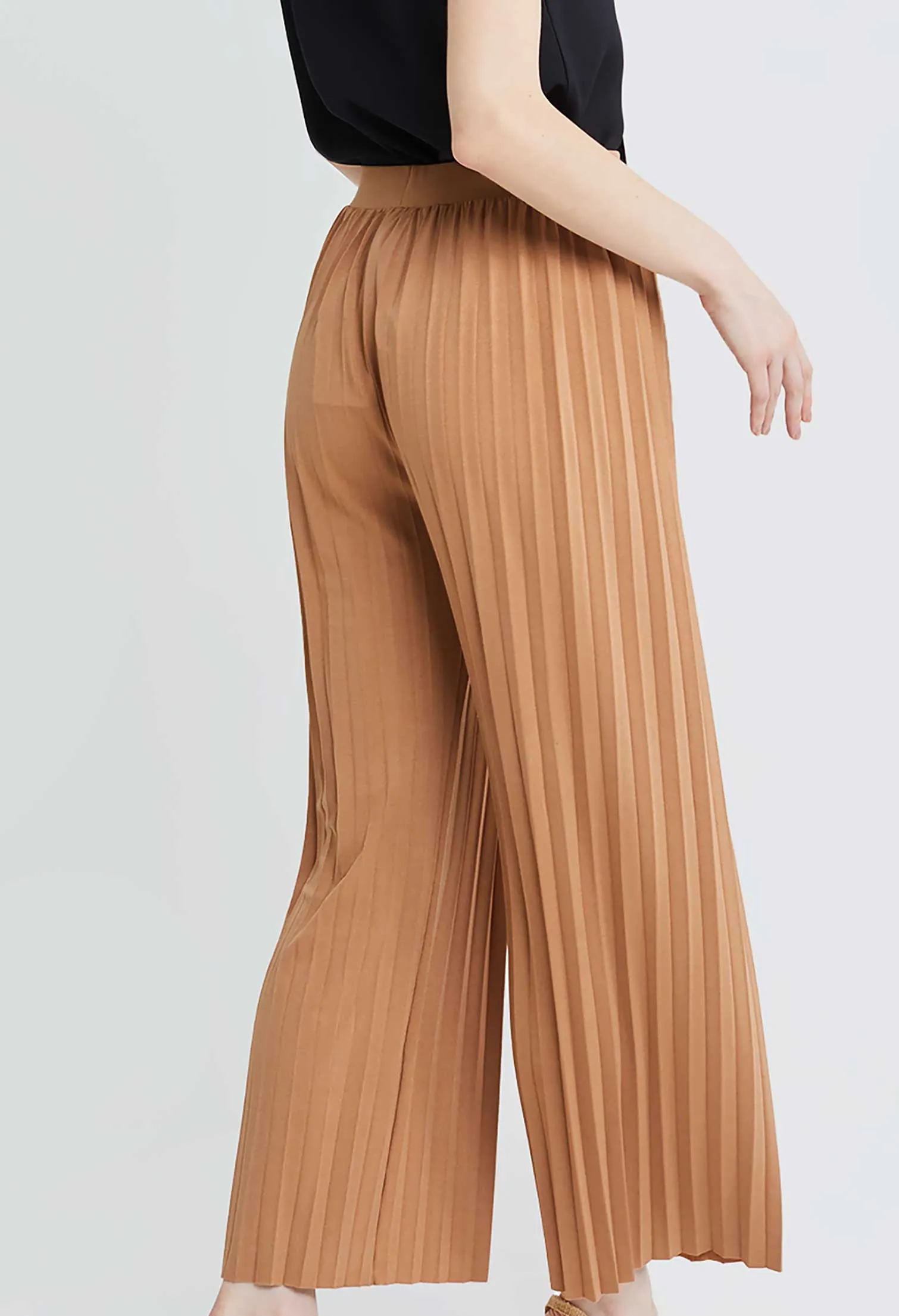 Smart Pleated Straight Leg Pants