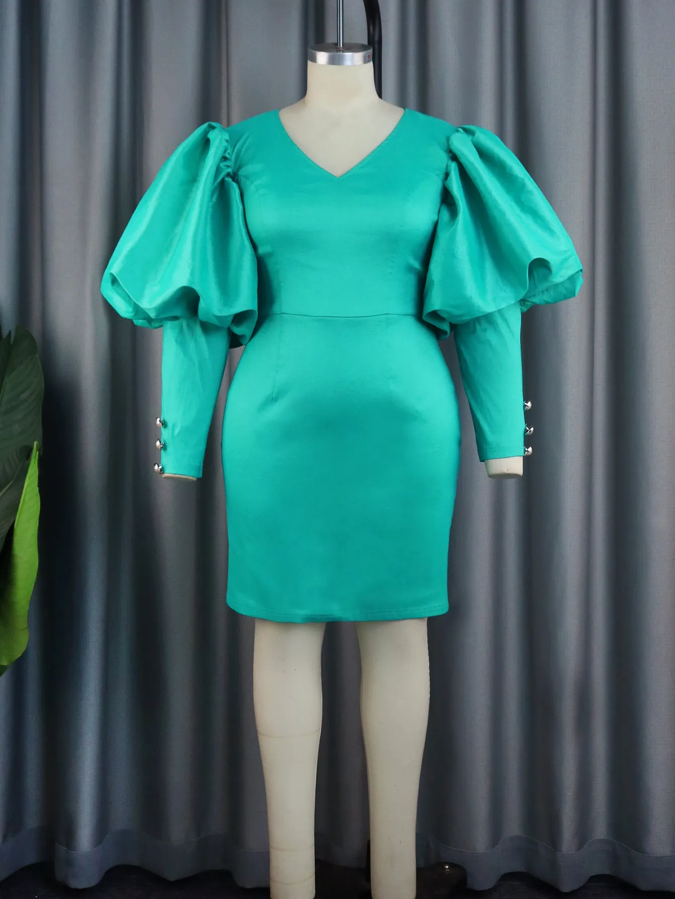 Stylish Commutes Chic V-Neck Lantern Sleeve Sheath Dress