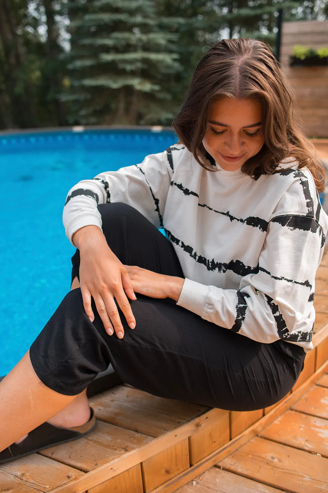 The Joella Cropped Pant - Black - PLUS