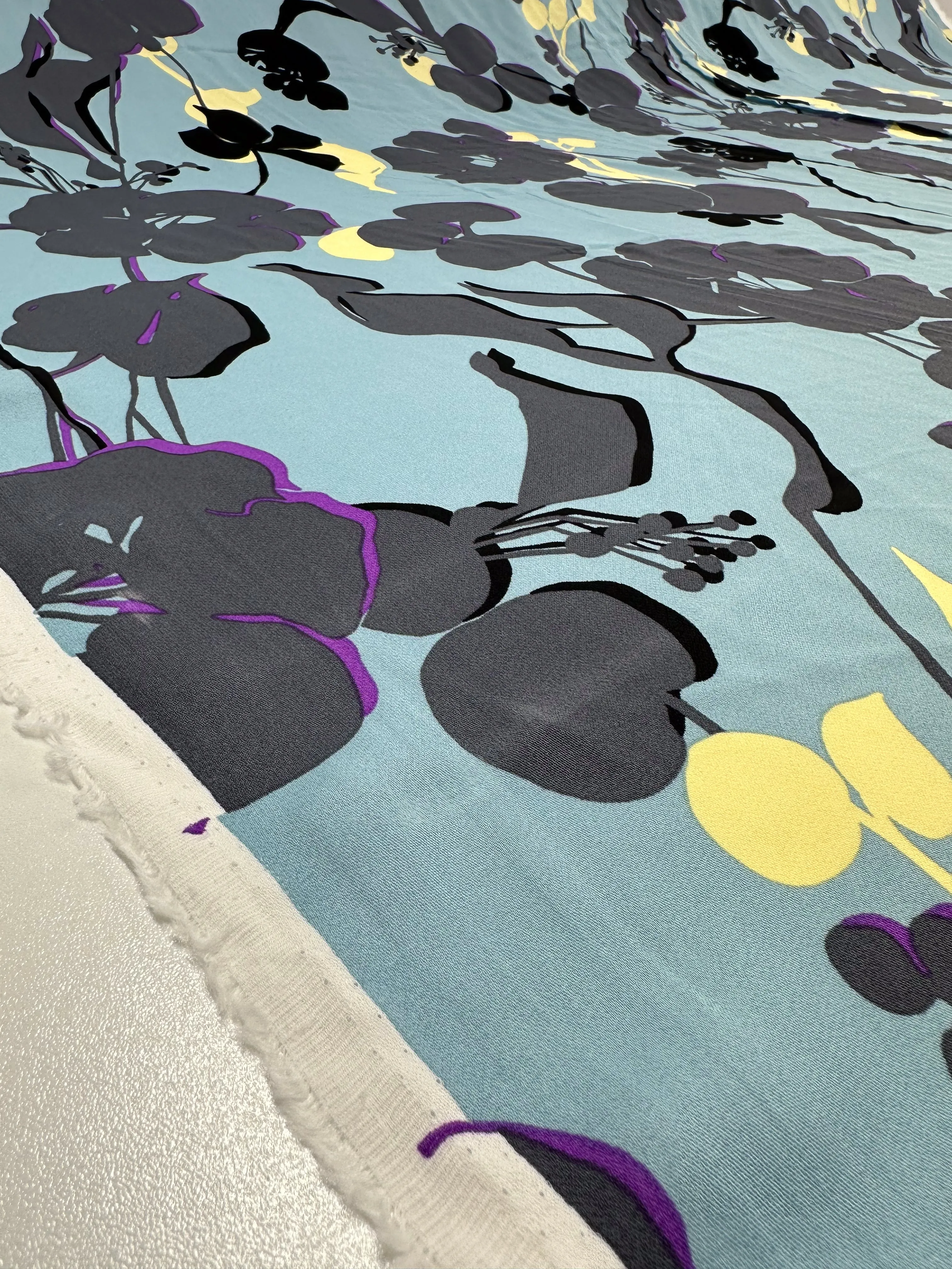 Viscose Crepe - Shadow Flor - 150cm