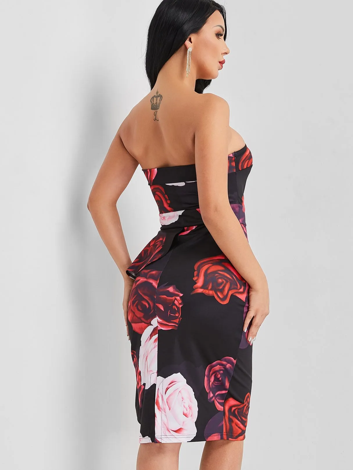 Wholesale Black Tube Top Sleeveless Floral Print Backless Stitching Ruffle Hem Dresses