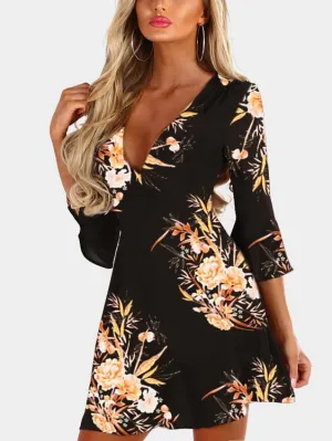 Wholesale Black V-Neck Crossed Collar 3/4 Sleeve Length Floral Print Zip Back Wrap Dresses